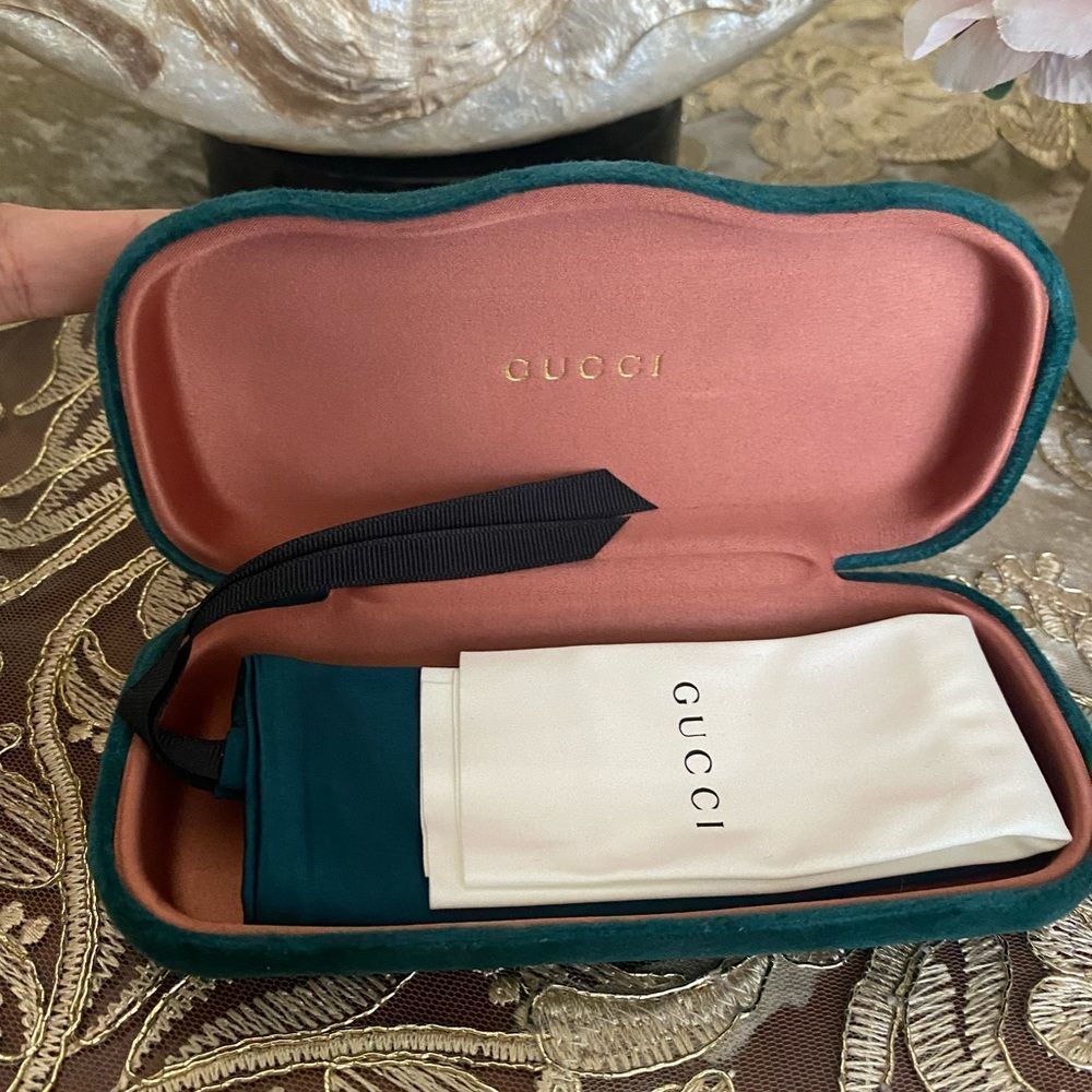 Gucci sunglasses - Picture 12 of 16